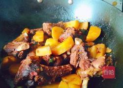 排骨炖土豆的做法图解13