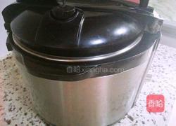 玉米碴子粥的做法图解4