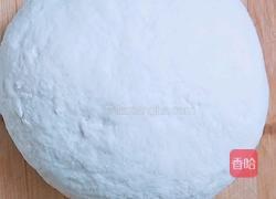 菠菜木耳鸡蛋馅饼的做法图解1