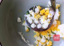 鸡蛋火腿三明治的做法图解3