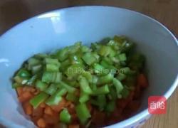 回锅大米饭的做法图解1