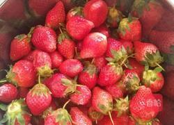 自制草莓酱的做法图解1