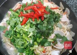 蒜香海鲜意面的做法图解13