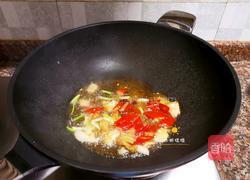 酸辣香酥带鱼的做法图解8