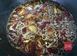 五花肉炖冻豆腐的做法图解12