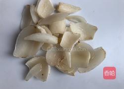 银耳红枣枸杞养颜汤的做法图解4