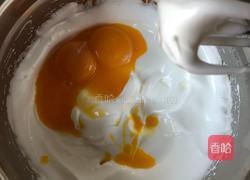 韩国草莓蛋糕的做法图解4