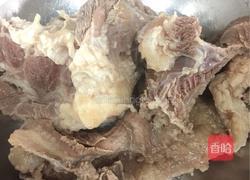 清汤飘香牛腩的做法图解4