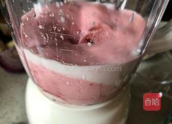 草莓奶昔的做法图解5