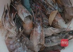 油爆孜然大虾的做法图解1