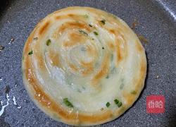 烫面葱油饼的做法图解12