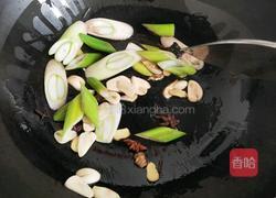 红烧红公鸡的做法图解3