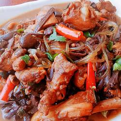 干蘑菇炖鸡块的做法[图]