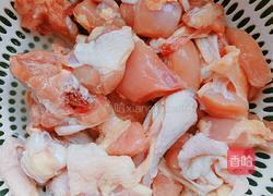 干蘑菇炖鸡块的做法图解5