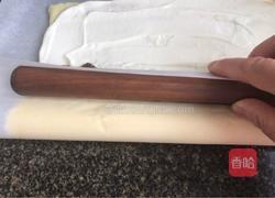 葡萄干奶油蛋糕卷的做法图解17