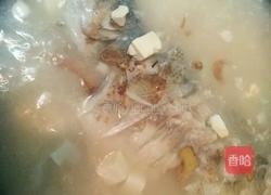 清炖鲈鱼豆腐汤的做法图解7
