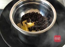 巧克力果仁小蛋糕的做法图解2