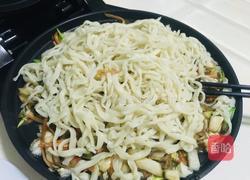 电饼铛黑椒牛肉炒面的做法图解12