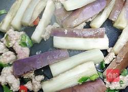 茄子炒肉的做法图解6