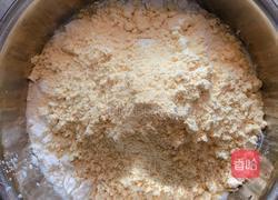  香肠丁花卷的做法图解3