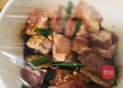 爆炒排骨的做法图解2
