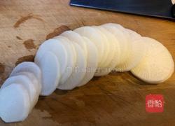 清蒸白萝卜的做法图解1