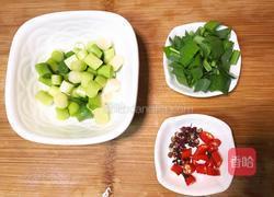 干豆角蒸腊肉的做法图解2