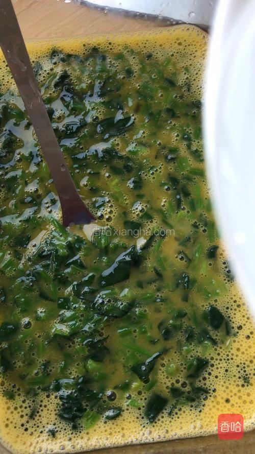 再加入适量的温水搅打