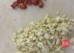 蒜蓉香菇的做法图解2