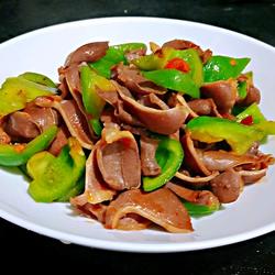 鸭胗炒青椒的做法[图]