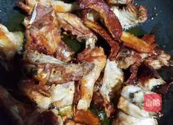 Illustration of how to make pan-fried chicken 6