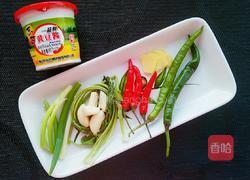 酱香酸菜肉丝粉的做法图解2