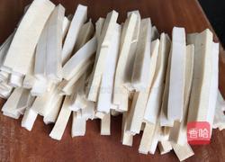 芹菜豆腐干的做法图解1