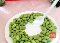 肉末蒸毛豆的做法图解2