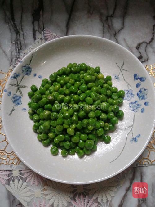 一道美味又营养的蒸豌豆做好了