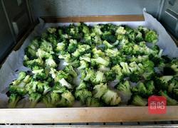 制作宝宝辅食菜粉的做法图解12