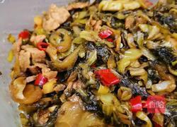 酸菜炒肉的做法图解3