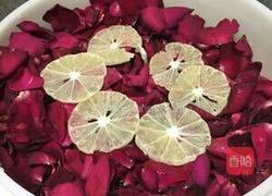 自制玫瑰花爽肤水的做法图解2