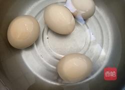 凉拌开花鸡蛋的做法图解2