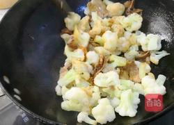 五花肉炒菜花的做法图解7