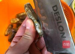 青红酒蒸蛏子的做法图解2