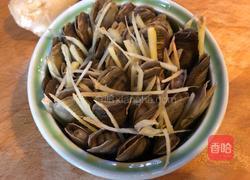 青红酒蒸蛏子的做法图解5