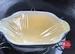 Illustration of how to make steamed eggs 10