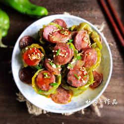 青椒酿香肠的做法[图]