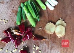 豆腐干炖腊鱼的做法图解4