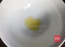 米酒蒸荷包蛋的做法图解2