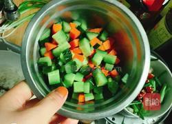 菠萝炒饭的做法图解2