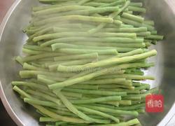  炝拌豇豆的做法图解3