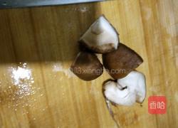 红枣枸杞鸽子汤的做法图解3