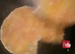 Illustration of how to make ham and fried eggs 5